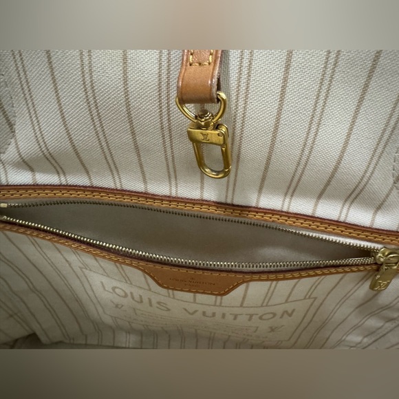 LOUIS VUITTON Damier Azur Neverfull MM - Picture 10 of 16